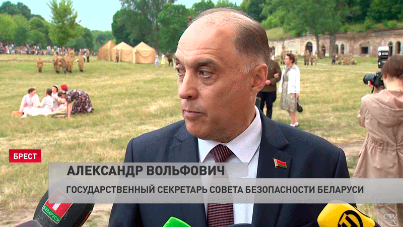 Вольфович в Брестской крепости: «Важно говорить о настоящих фактах истории»-4