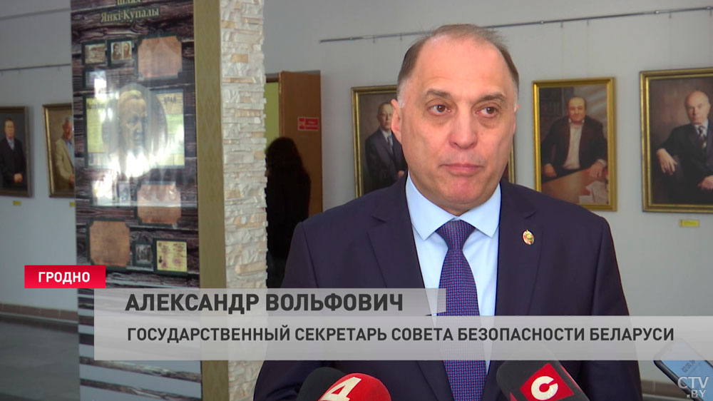 Вольфович: очень много фейков по поводу того, что Беларусь вступит в военный конфликт с Украиной. Нам это не нужно-1 Вольфович: очень много фейков по поводу того, что Беларусь вступит в военный конфликт с Украиной. Нам это не нужно-1