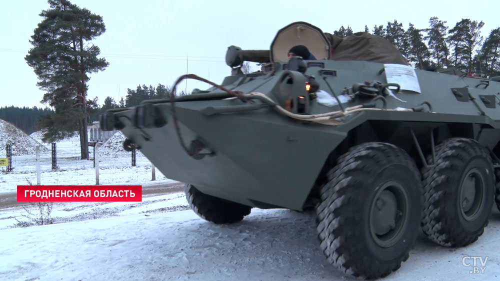 Более мощный двигатель. Вооружение белорусской армии пополнили бронетранспортёры из России-1