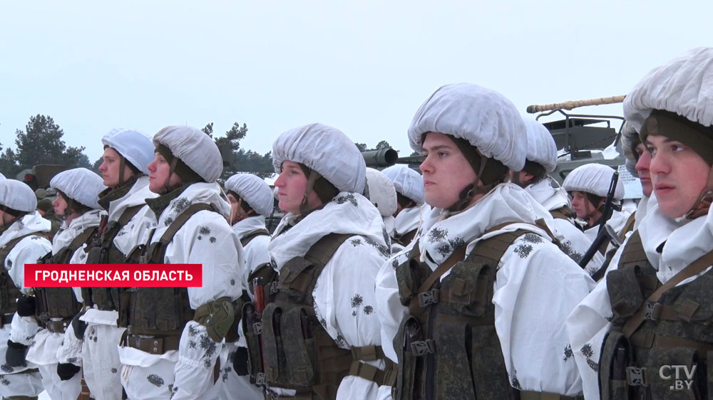 Более мощный двигатель. Вооружение белорусской армии пополнили бронетранспортёры из России-7