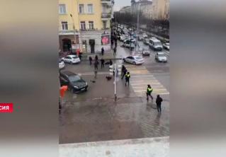 Вооружённые мужчины напали на полицейских в Грозном, один человек погиб