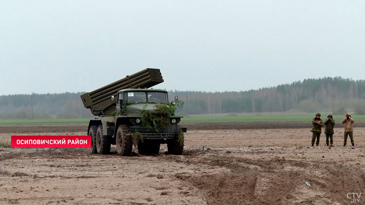 Бригадные тактические учения с боевой стрельбой прошли на полигонах четырёх областей Беларуси-10