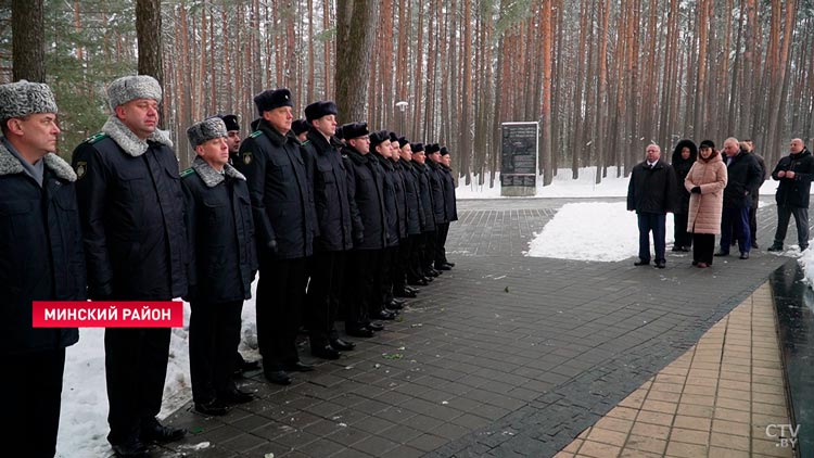 Жертв геноцида белорусского народа вспоминают в урочище Благовщина-1