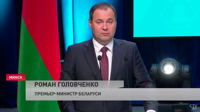 Трудолюбие и полная самоотдача. Роман Головченко вручил государственные награды медикам-4
