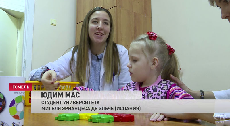 Большой мир звуков. Белорусские хирурги впервые установили импланты сразу на два уха