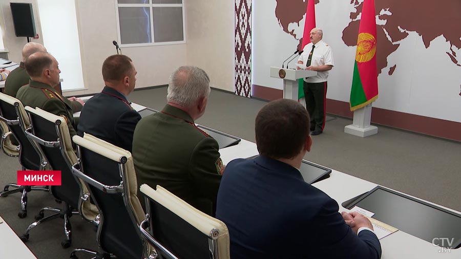 Лукашенко: после августовских-сентябрьских событий прошлого года нам казалось, что всё, победили. Ан нет, ничего подобного-4