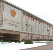Президент вручил госнаграды белорусам, которые внесли большой вклад в развитие и безопасность страны