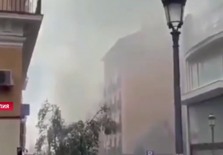 Мощный взрыв в центре Мадрида. Причиной могла стать утечка газа
