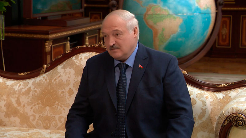 Лукашенко: «Я хорошо знаю киргизов, это люди очень умные»