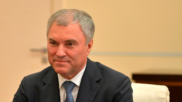 Байден и Зеленский должны пойти в ВСУ в первую очередь, заявил Володин