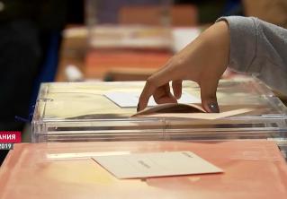 В Испании идёт подготовка к парламентским выборам. В Каталонию перебрасывают силовиков