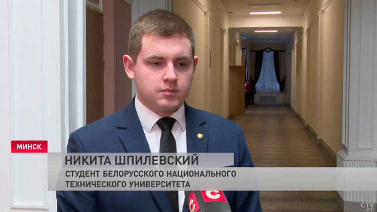 Студенты БНТУ и эксперты обсудили электоральную кампанию и партийное строительство-7