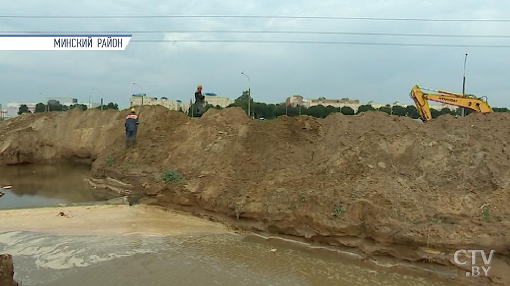 Жители трёх районов Минска временно остались без воды из-за коммунальной аварии-9