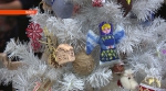 Авторские елочные игрушки, куклы и сувениры из подручных средств: что можно увидеть на выставке «Калядная зорка» в Минске