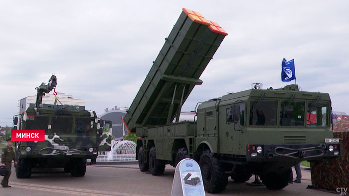 Модификация танка Т-72 и линейка новых автоматов Калашникова – сходили на выставку MILEX-19