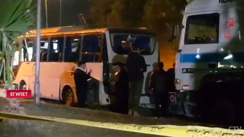 В Египте взорвали автобус с туристами