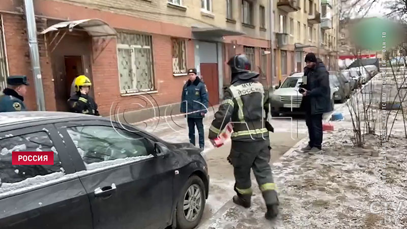 В Санкт-Петербурге в жилом доме прогремел мощный взрыв-1