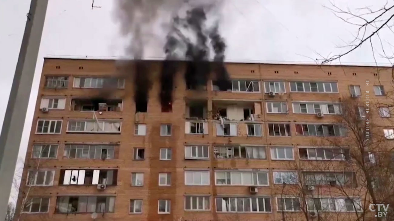 Мощный взрыв прогремел в жилом доме в Химках. Погибли три человека-1