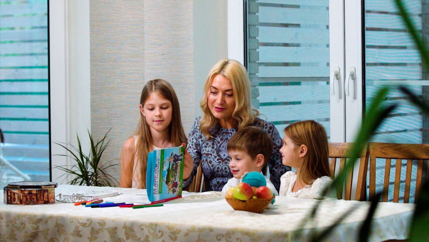 Юлия Артюх – защитникам Родины: каждый день, когда мой муж возвращается домой живым, я мысленно благодарю каждого из вас