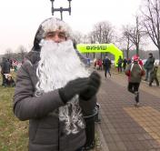 С человеком-пауком и единорогом осилили дистанцию. Необычный забег прошёл в парке Победы
