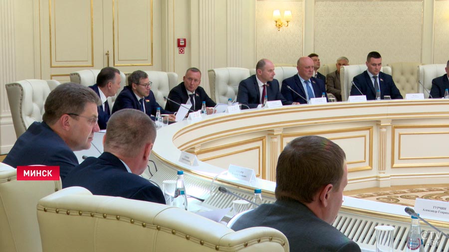 Президент Беларуси: Форум регионов стал важнейшим экономическим проектом Союзного государства-13