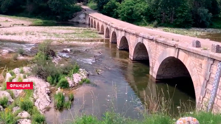 Из-за засухи во Франции ограничили использование воды