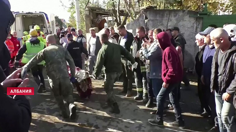 Уже 14 погибших и десятки пропавших без вести. В Албании растёт число жертв разрушительного землетрясения-12