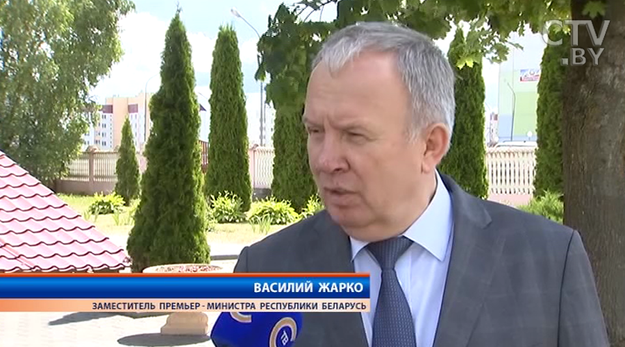 Василий Жарко об отстранении абитуриентов от ЦТ: приходят с мобильными телефонами, наушниками, шпаргалками-4