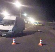 Микроавтобус сбил двух пешеходов в п.Ждановичи