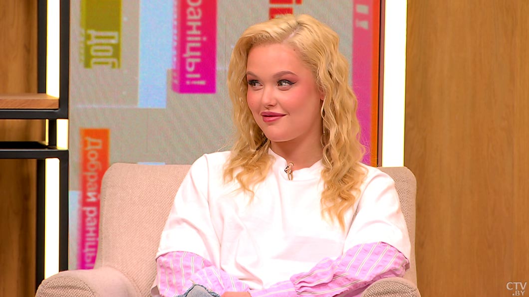 Между нами есть химия! Стас Ярушин и Настя Кравченко записали песню – интервью-6