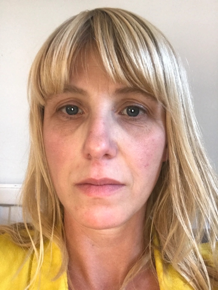 Женщина показала, как изменилась за 36 часов без сна. И вы вряд ли захотите повторить этот опыт -25
