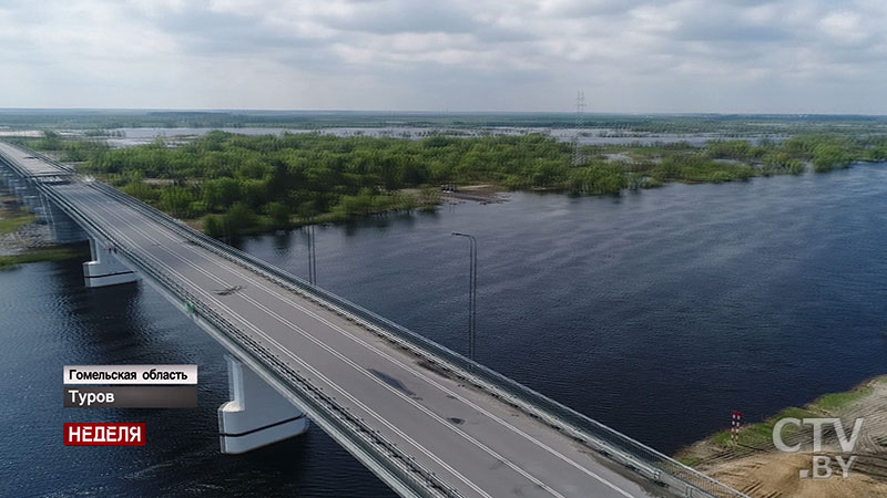 Строительство моста через Припять, Туровский молочный комбинат и развитие Петрикова: главные акценты рабочей поездки Президента на Полесье-21