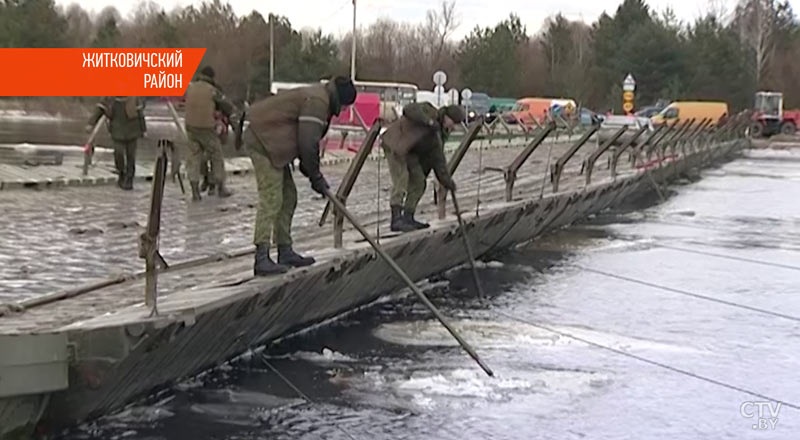 Паром, который обеспечит переправу в Житковичском районе, готов к спуску на воду-1