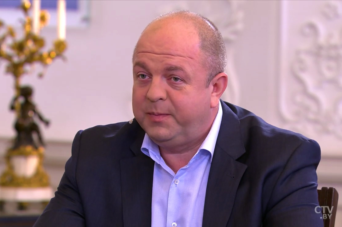 Жук: «Сегодня происходит очень интересная вещь чисто психологически – подрывается доверие ко всем институтам общества»-4