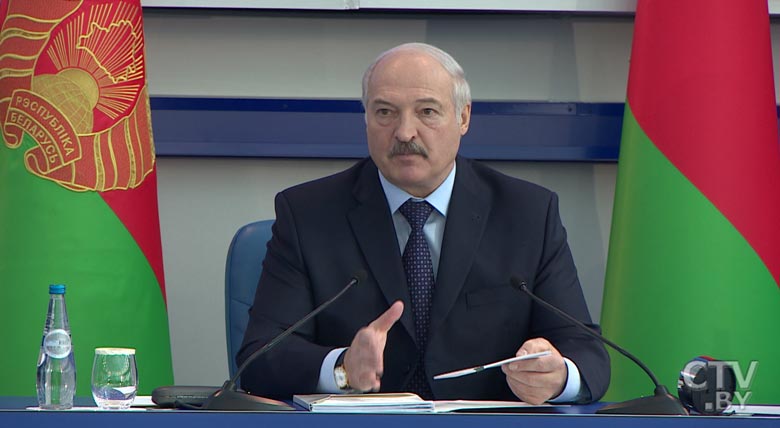 Александр Лукашенко: губернаторы отвечают за спорт так же, как за посевную